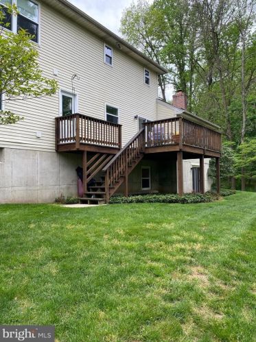 151 New Granville Rd, Wilmington DE  19808-1109 exterior