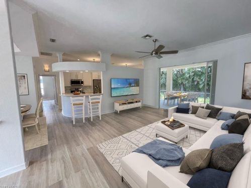 24 Heritage Way, Naples, FL 34110-1366