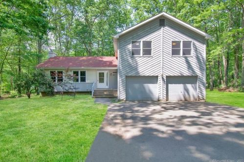 47 Wapping Wood Rd, Ellington, CT 06029-3922