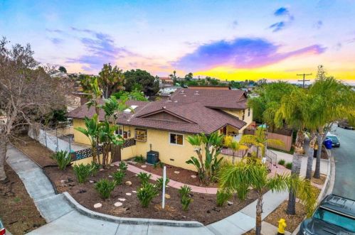 6373 Calle Pavana, San Diego, CA 92139-2331