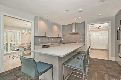 28 Brookby Rd, Scarsdale, NY 10583-4513