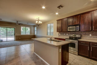 3896 Melrose St, Gilbert, AZ 85297-3548