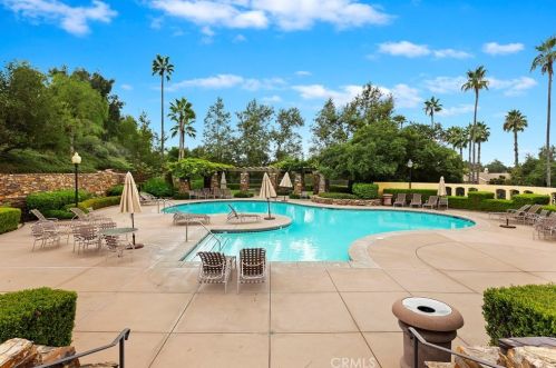 3745 Hollingsworth Rd, Altadena CA  91001-3857 exterior