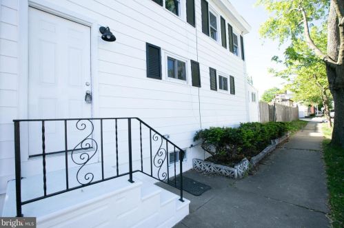 401 Woodland St, Trenton, NJ 08610-6148