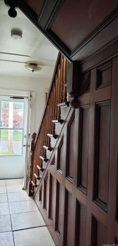 12 Royce Ave, Middletown NY  10940-4709 exterior