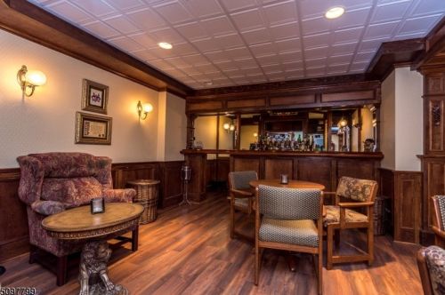 30 Surrey Ln, Flemington NJ  08822-1588 exterior