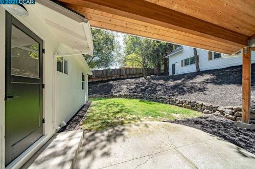 392 Moraga Way, Orinda CA  94563-3805 exterior