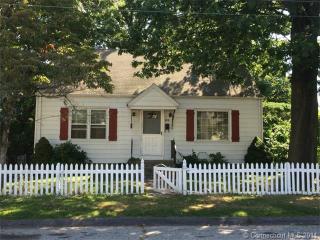 69 Chelsea St, Stratford, CT 06615-6659