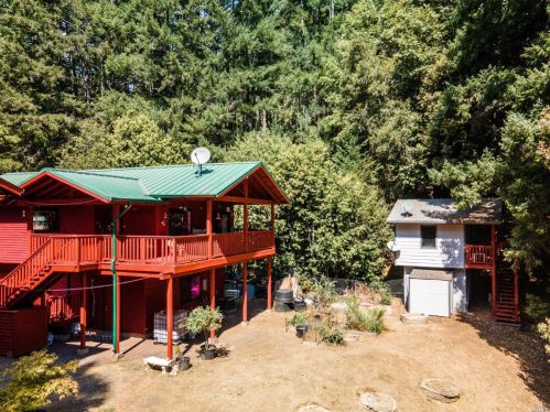 4116 Blackhawk Dr, Willits CA  95490-8777 exterior