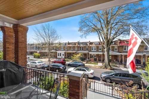 1222 Owen Pl, Washington, DC 20002-2808