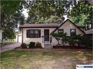 3612 91st St, Omaha, NE 68124-3806