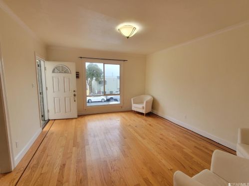 212 Accacia St, Daly City, CA 94014-1507