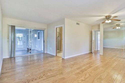 1229 Carmel Dr, Simi Valley CA 93065-4118 exterior