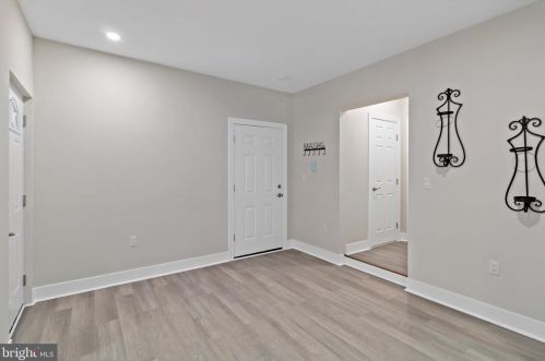 14 Taunton Ave, Berlin Boro NJ  08009-1444 exterior