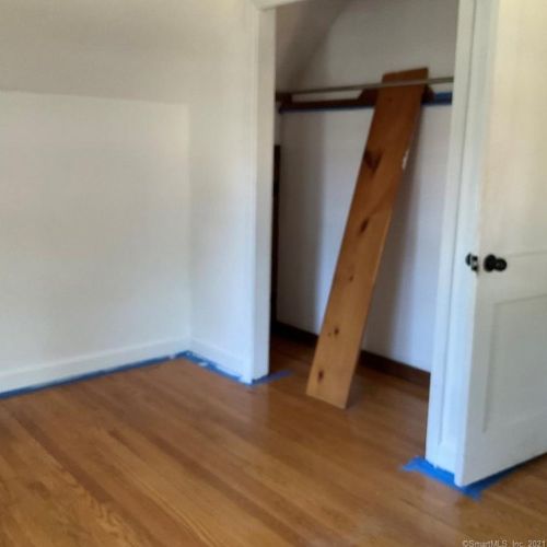 429 Elm St, Windsor Locks CT  06096-1604 exterior