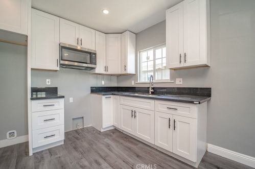 340 Elm St, Compton CA  90220-2113 exterior