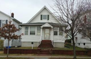 446 Chase Ave, Lyndhurst NJ  07071-2440 exterior