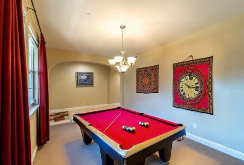 813 Golden Pond Dr, Manteca CA  95336-8284 exterior