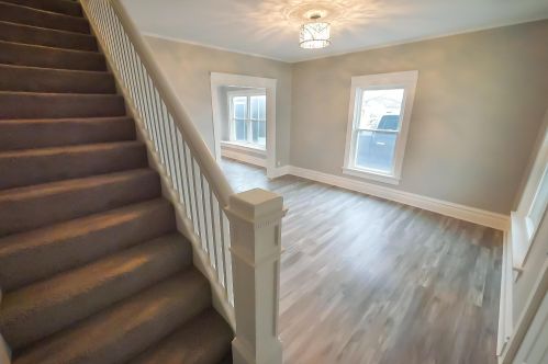 450 Smith St, Marion, OH 43302-7235