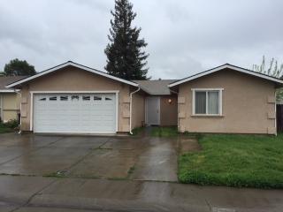 8630 Danridge Dr, Sacramento, CA 95828-3829