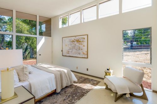 25209 Ln Loma Dr, Los Altos CA 94022-4540 exterior