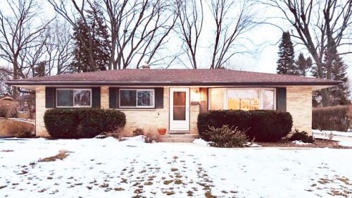 5304 Millbank Rd, Greendale WI  53129-1241 exterior