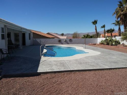 3385 Sunburst Dr, Bullhead City, AZ 86429-7642