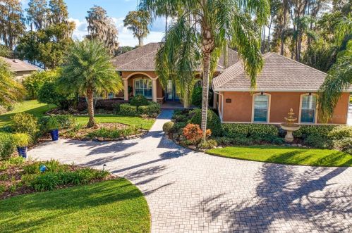 16705 Lake Eveland Pl, Lutz, FL 33558-4842