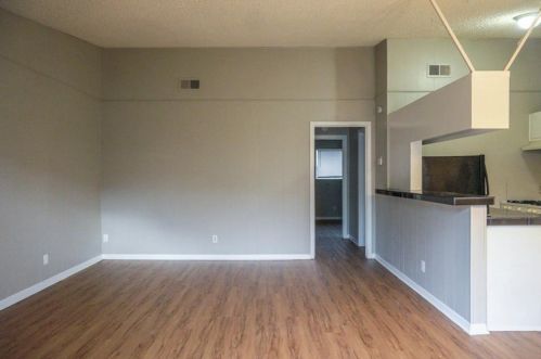 616 51st St, Austin, TX 78751-2350