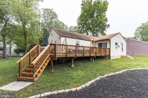 107 Allison Rd, Willow Grove PA  19090-3112 exterior