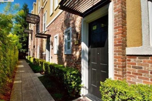 611 Artistic Pl, Hayward, CA 94541-6615