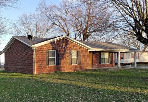 102 Old Leitchfield Rd, Leitchfield, KY 42726-8040