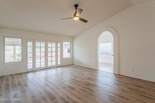 3342 Desert Bend Loop, Tucson, AZ 85742-9380