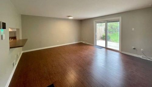 29 Hennig Dr, Pittsburgh, PA 15236-1500