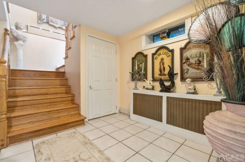 40 Wilson Ave, Morganville NJ  07751-9786 exterior