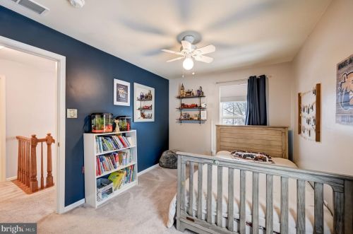 708 Thornhill Dr, Collegeville PA  19426-3955 exterior