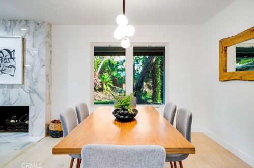 3811 Karen Lynn Dr, Glendale CA  91206-1219 exterior