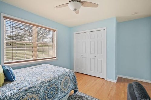 4 Fountayne Ct, Washingtonville NY  10992-1001 exterior