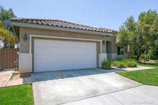 202 La Amistad Way, Hemet, CA 92545-9190