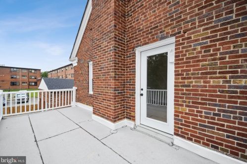 5010 Brooks St, Washington DC  20019-5318 exterior