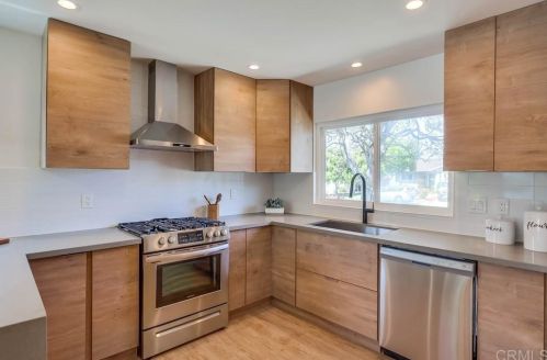 6381 Amberly St, San Diego CA  92120-2101 exterior