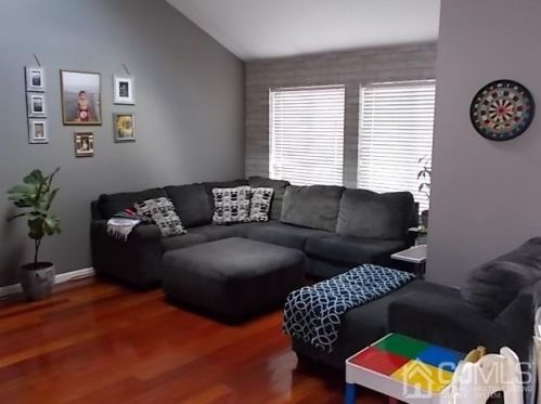 26 Front Ct, Old Bridge NJ  08857-1942 exterior