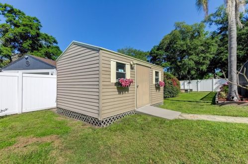 17606 Whistling Ln, Lutz FL  33549-5603 exterior