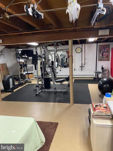 203 Warren St, Beverly NJ  08010-1428 exterior