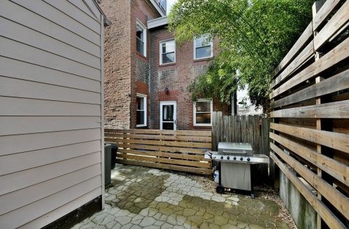 139 42nd St, Pittsburgh PA  15201-3136 exterior