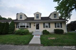125 Cannon Ave, Lansdale PA  19446-2118 exterior