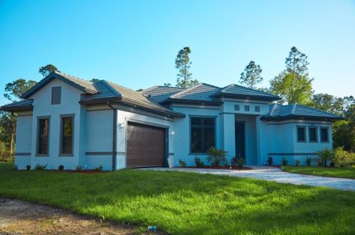 603 14th Ave, Naples, FL 34120-2316