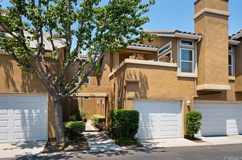 28421 Klondike Dr, Trabuco Canyon, CA 92679-1168