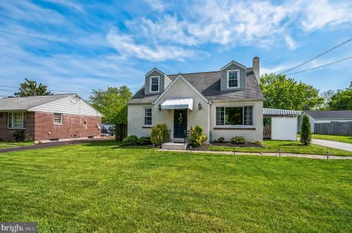 1005 Main St, Lansdale, PA 19446-1938
