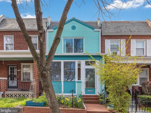 1715 Lang Pl, Washington DC  20002-3026 exterior